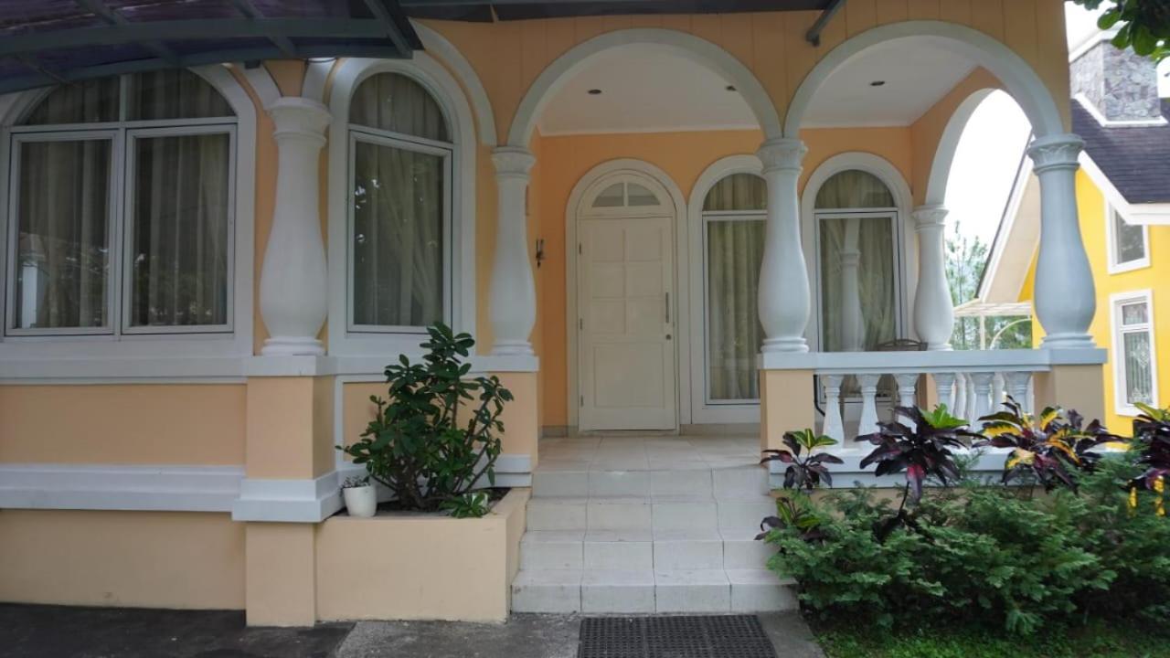 Diyar Villas Puncak M4/12 Exteriör bild