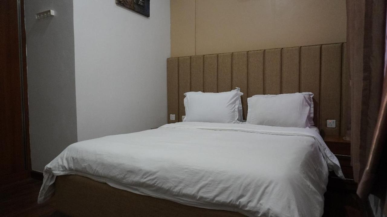 Diyar Villas Puncak M4/12 Exteriör bild