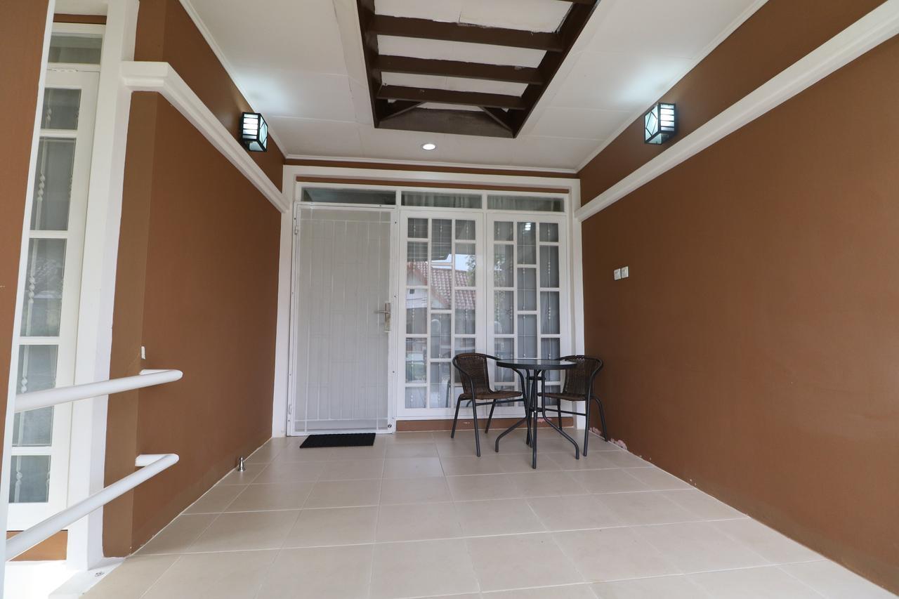 Diyar Villas Puncak M4/12 Exteriör bild