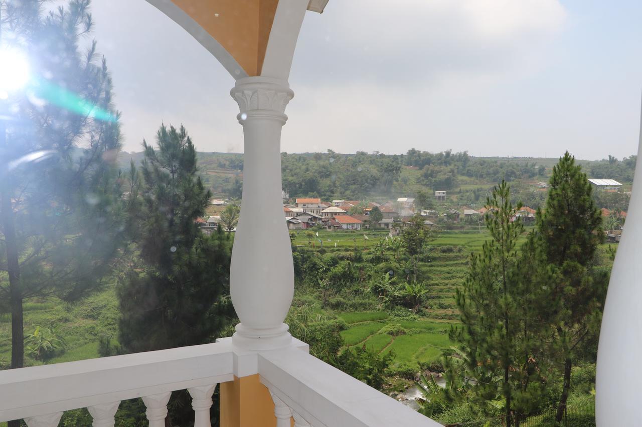 Diyar Villas Puncak M4/12 Exteriör bild